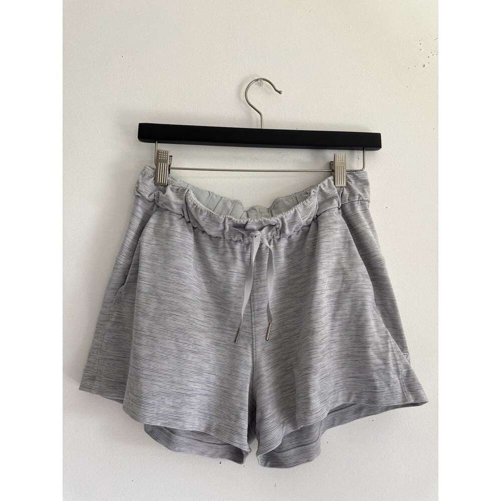Lululemon Women’s Running Shorts Light Gray Striped Drawstring Waist Size 6